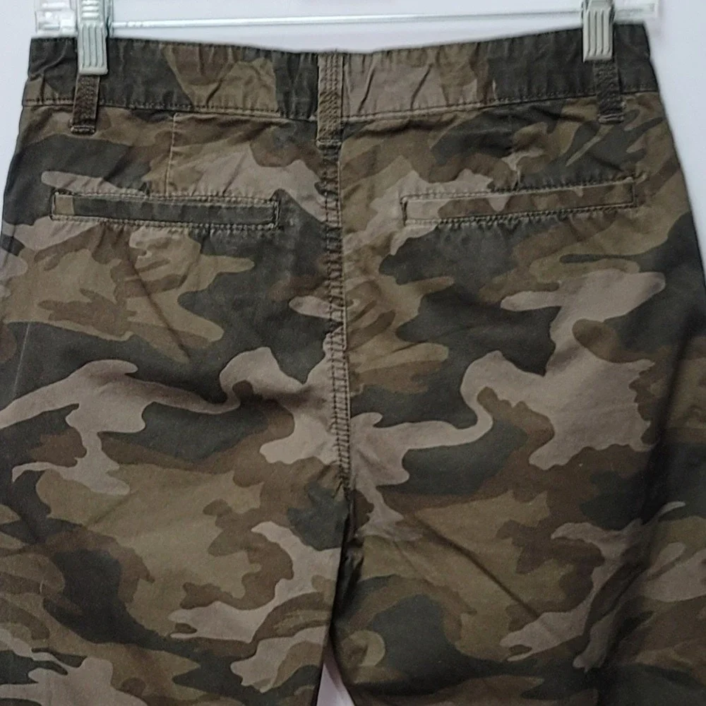 Old Navy Kids Skinny Chino Olive Camo Pants Sz 18‎ Streetwear Casual School Wear